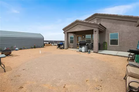 Exterior - 7856 E Rawhide Dr, Kingman, AZ 86401 photo 7 of 11