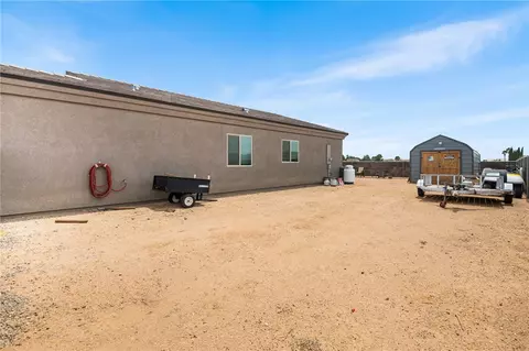 Exterior - 7856 E Rawhide Dr, Kingman, AZ 86401 photo 4 of 11