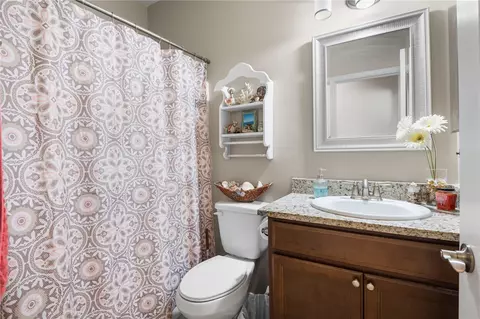 Bath - 7856 E Rawhide Dr, Kingman, AZ 86401 photo 2 of 2