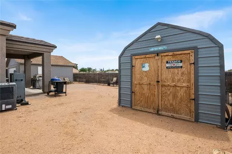 Exterior - 7856 E Rawhide Dr, Kingman, AZ 86401 photo 8 of 11