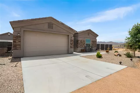 Exterior - 7856 E Rawhide Dr, Kingman, AZ 86401 photo 2 of 11