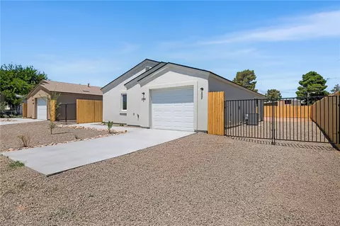 2945 E Thompson Ave, Kingman, AZ 86409