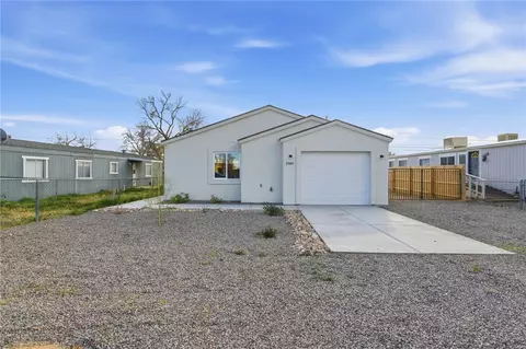 2460 E Carver Ave, Kingman, AZ 86409
