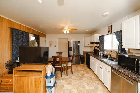 3584 E Robin Ln, Kingman, AZ 86409 photo 10