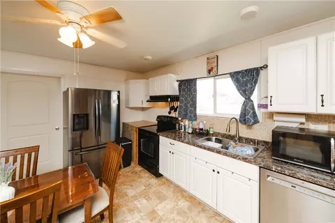 3584 E Robin Ln, Kingman, AZ 86409 photo 11