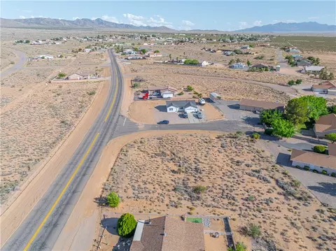 7695 E Silver Concho Ct, Kingman, AZ 86401 photo 8
