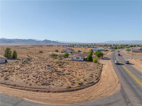 7695 E Silver Concho Ct, Kingman, AZ 86401 photo 2