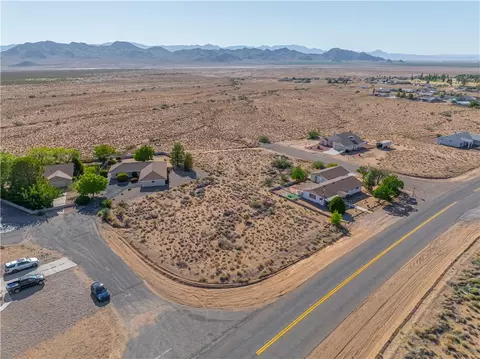 7695 E Silver Concho Ct, Kingman, AZ 86401 photo 12