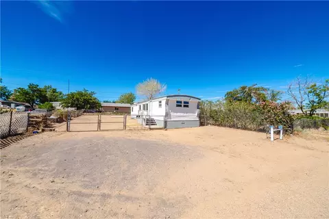 3111 E Devlin Ave, Kingman, AZ 86409 photo 3