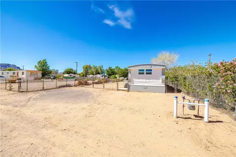 3111 E Devlin Ave, Kingman, AZ 86409 photo 2