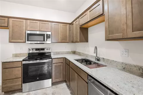 Kitchen - 875 E Beverly Ave, Kingman, AZ 86409 photo 2 of 2