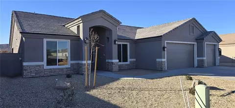 3935 Alan Ladd Dr, Kingman, AZ 86409