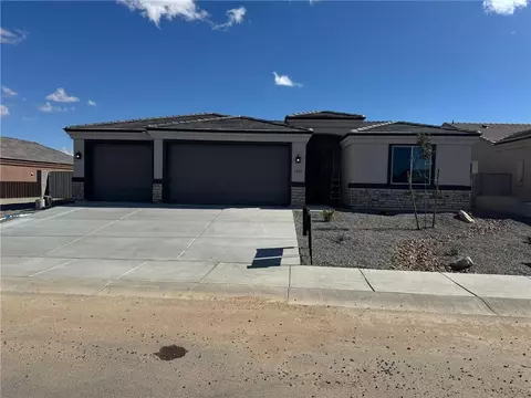 3336 Charleston St, Kingman, AZ 86401