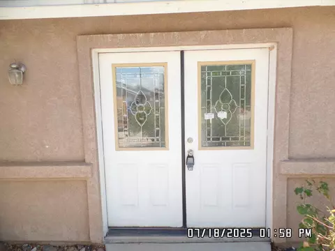 Entry Way - 3304 E Ames Ave, Kingman, AZ 86409 photo 1 of 1