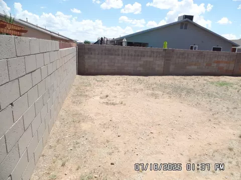 Exterior - 3304 E Ames Ave, Kingman, AZ 86409 photo 6 of 9