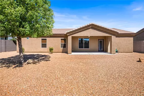 Exterior - 1968 John Wayne Dr, Kingman, AZ 86409 photo 6 of 8