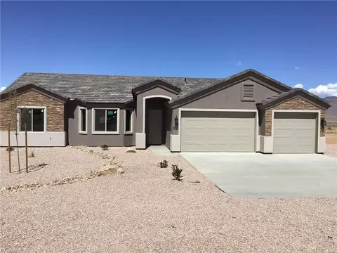 8895 E Arches Dr, Kingman, AZ 86401