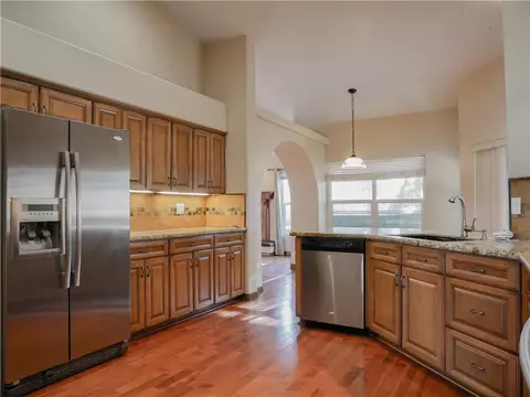 Kitchen - 2575 Triangle S St, Kingman, AZ 86401 photo 2 of 4
