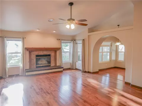 Living - 2575 Triangle S St, Kingman, AZ 86401 photo 5 of 6