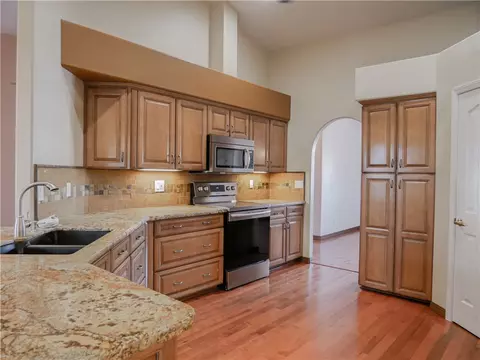 Kitchen - 2575 Triangle S St, Kingman, AZ 86401 photo 1 of 4