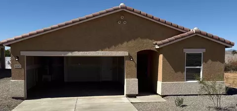 9347 N River Run Dr, Kingman, AZ 86401
