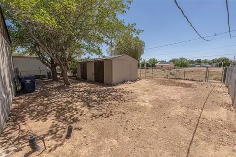 1920 E Devlin Ave, Kingman, AZ 86409 photo 11