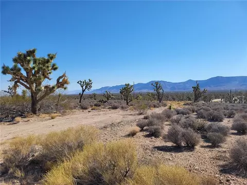 26476 N Tamarisk St, Meadview, AZ 86444