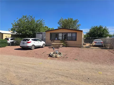 3214 E Ames Ave, Kingman, AZ 86409