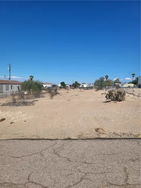 5077 Adobe Pl, Topock, AZ 86436