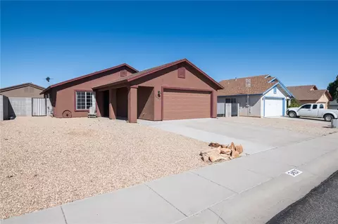 3407 Cypress St, Kingman, AZ 86401