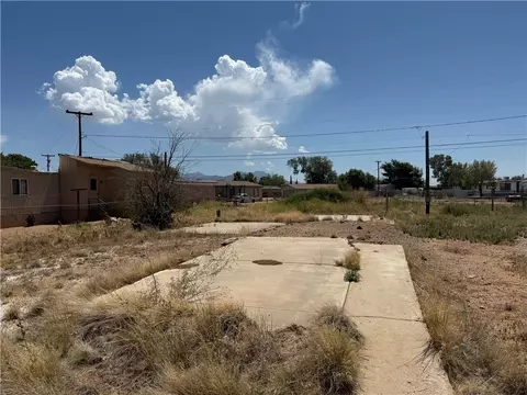 3940 E Shaeffer Ave, Kingman, AZ 86409 photo 3