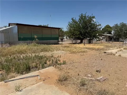 3940 E Shaeffer Ave, Kingman, AZ 86409 photo 8
