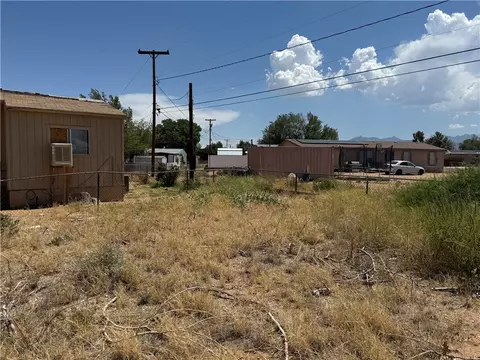 3940 E Shaeffer Ave, Kingman, AZ 86409 photo 6