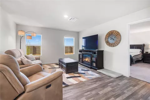 Living - 3397 E Ames Ave, Kingman, AZ 86409 photo 1 of 1