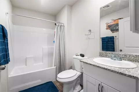 Bath - 3397 E Ames Ave, Kingman, AZ 86409 photo 2 of 2