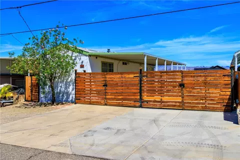 488 Bluewater Dr, Parker, AZ 85344 photo 2