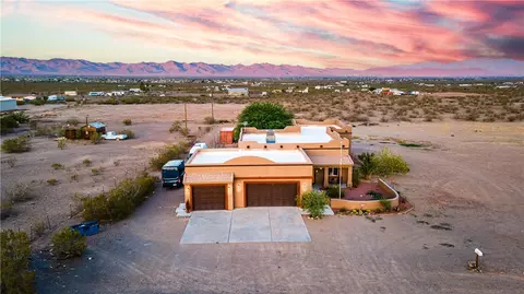 3904 N Egar Rd, Golden Valley, AZ 86413