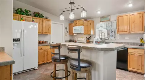 18676 E Globe Willow Dr, Kingman, AZ 86401 photo 11