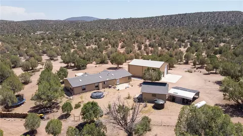 18676 E Globe Willow Dr, Kingman, AZ 86401 photo 2