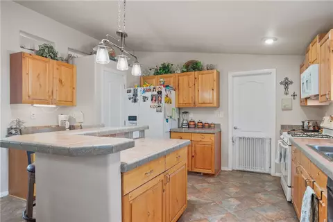 18676 E Globe Willow Dr, Kingman, AZ 86401 photo 13