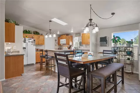 18676 E Globe Willow Dr, Kingman, AZ 86401 photo 10