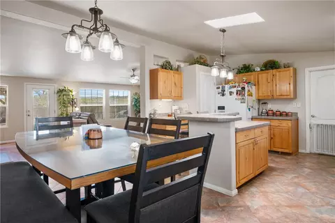 18676 E Globe Willow Dr, Kingman, AZ 86401 photo 14