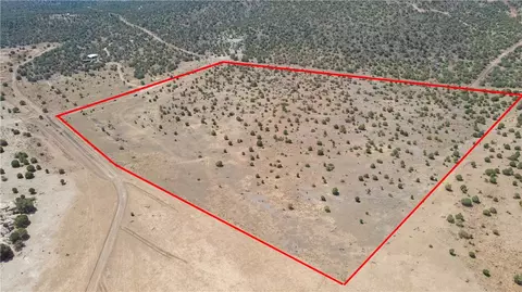 270 White Bluff Ln, Kingman, AZ 86401