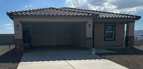 2562 Montano Ridge Dr, Bullhead City, AZ 86442