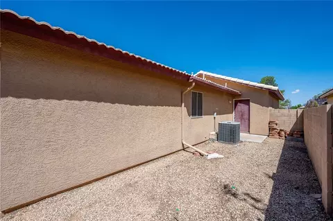 Exterior - 3900 E Lass Ave, Kingman, AZ 86409 photo 14 of 28