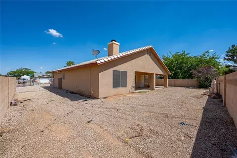 Exterior - 3900 E Lass Ave, Kingman, AZ 86409 photo 19 of 28