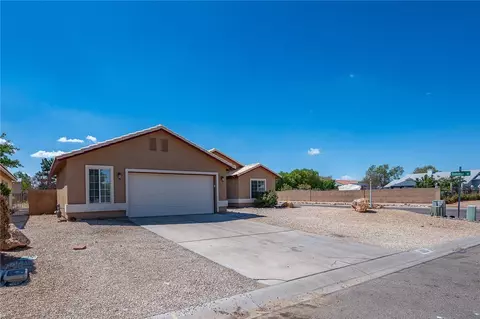 Exterior - 3900 E Lass Ave, Kingman, AZ 86409 photo 24 of 28
