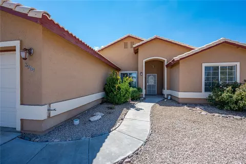 Exterior - 3900 E Lass Ave, Kingman, AZ 86409 photo 5 of 28