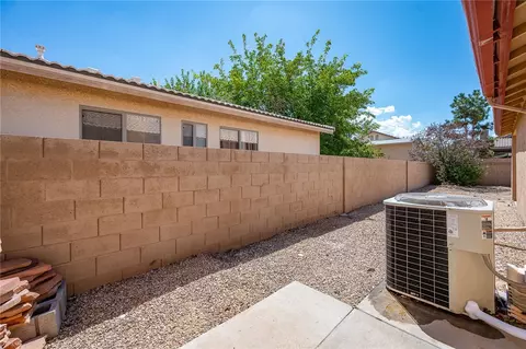 Exterior - 3900 E Lass Ave, Kingman, AZ 86409 photo 17 of 28