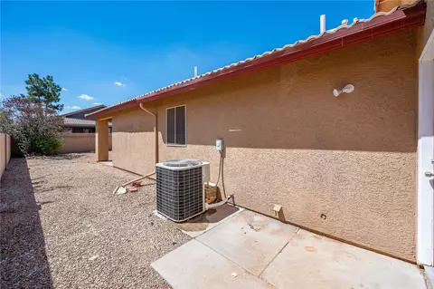 Exterior - 3900 E Lass Ave, Kingman, AZ 86409 photo 16 of 28